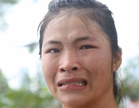 Trương Thị Phương bật khóc khi giành HCV. Ảnh: H.M.