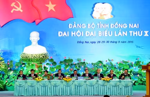 Đoàn Chủ tịch Đại hội. Ảnh: VGP/Nhật Bắc.