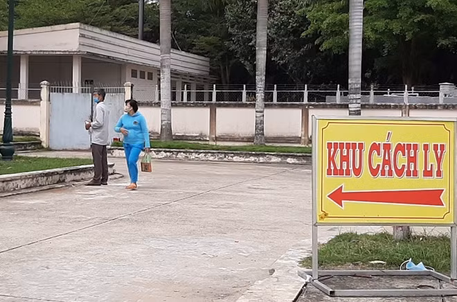 Sau 3 tuần điều trị, bệnh nhân 1440 đã có kết quả âm tính lần đầu.