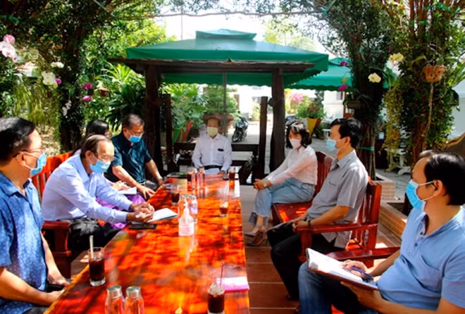 Phó chủ tịch UBND tỉnh Đồng Tháp yêu cầu kích hoạt hệ thống báo gọi, thiết lập dịch tễ, truy tìm khẩn cấp các trường hợp tiếp xúc với F1.