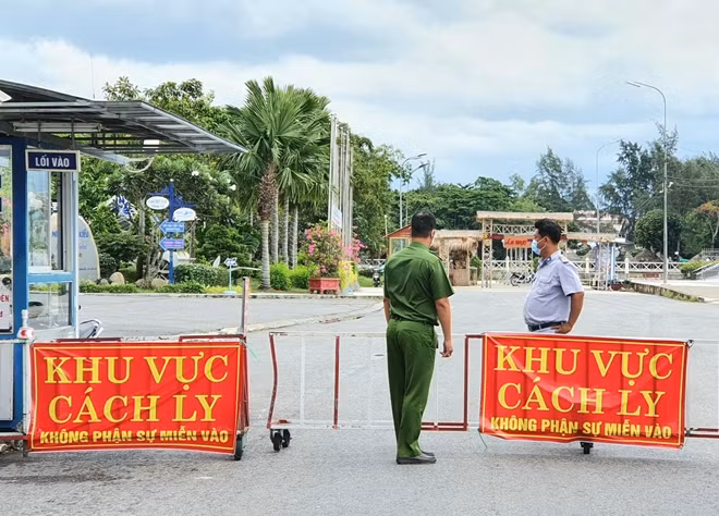 Từ 11h ngày 12/7, phong tỏa Khách sạn Ninh Kiều Riverside bị phong tỏa.
