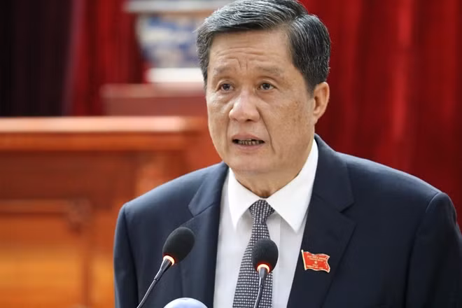 Ông Phạm Văn Hiểu, Chủ tịch HĐND TP Cần Thơ phát biểu tại kỳ họp.