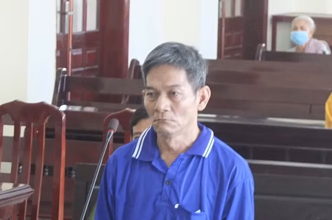 Bị cáo Sơn tại phiên tòa.
