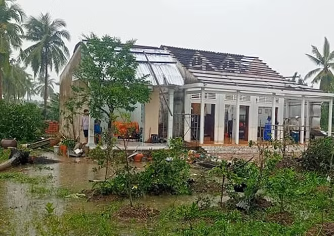 24 căn nhà bị ảnh hưởng đều ở huyện Mang Thít.