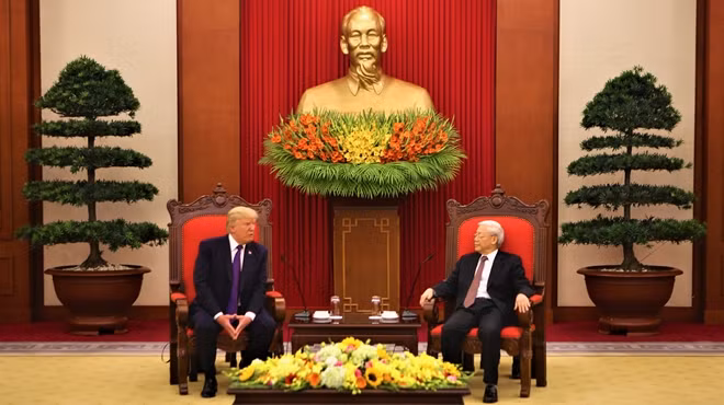 Tổng Bí thư Nguyễn Phú Trọng và Tổng thống Hoa Kỳ Donald Trump Tổng Bí thư Nguyễn Phú Trọng và Tổng thống Hoa Kỳ Donald Trump