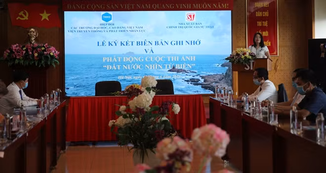Phát động cuộc thi ảnh "Đất nước nhìn từ biển"