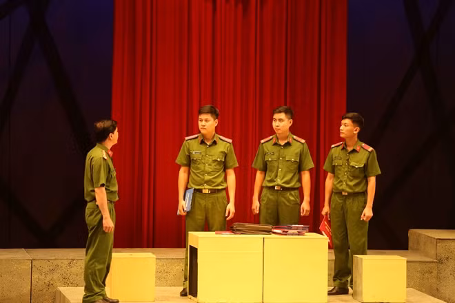 Các nghệ sĩ Đoàn Kịch của Nhà hát CAND sẽ lên đường lưu diễn từ ngày 10/1