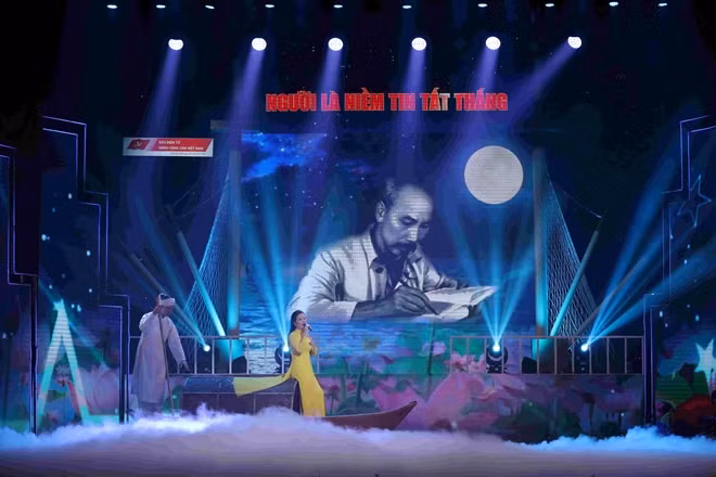 Chương trình "Người là niềm tin tất thắng"