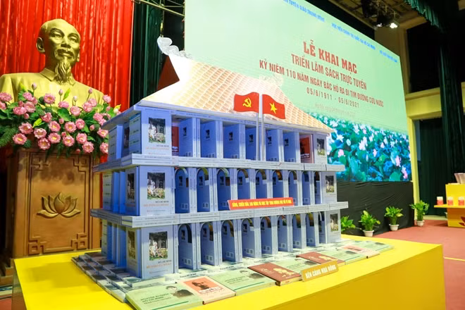 Triển lãm được tổ chức dưới hình thức trực tuyến