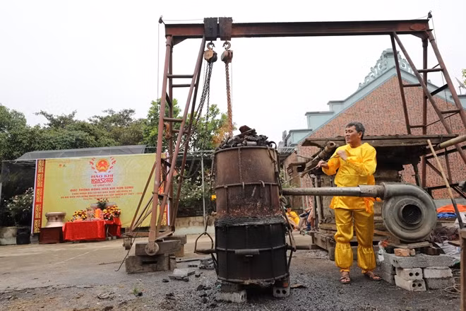 Nghi lễ chập lửa Trống đồng "Hào khí non sông"