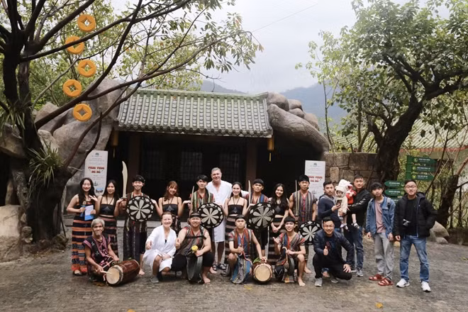 Hoạt động du lịch văn hóa, truyền thống tại cộng đồng của TP Đà Nẵng luôn thu hút du khách nội địa tham gia và trải nghiệm.