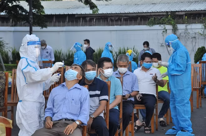 Đà Nẵng tìm người liên quan đến thầy cúng nhiễm COVID-19 chưa rõ nguồn lây vào ngày 21/7.