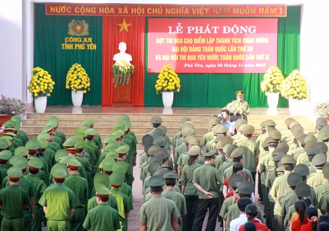 Lễ phát động thi đua tại Công an tỉnh Phú Yên.