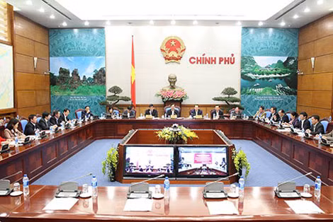 Thủ tướng Nguyễn Tấn Dũng chủ trì Hội nghị trực tuyến tổng kết năm 2014 và triển khai kế hoạch năm 2015 Chương trình xây dựng nông thôn mới. Ảnh: VGP.