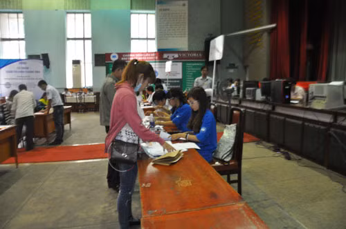ĐH Kinh tế TP Hồ Chí Minh dành khu Hội trường lớn và huy động nhân sự tối đa cho công tác xét tuyển ĐH-CĐ 2015 ĐH Kinh tế TP Hồ Chí Minh dành khu Hội trường lớn và huy động nhân sự tối đa cho công tác xét tuyển ĐH-CĐ 2015