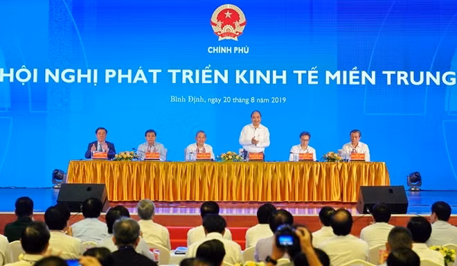 Quang cảnh Hội nghị phát triển kinh tế miền Trung. Ảnh : CTV