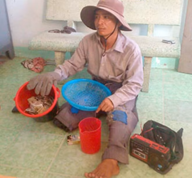 Đối tượng Lượm trước và sau khi bị bắt.