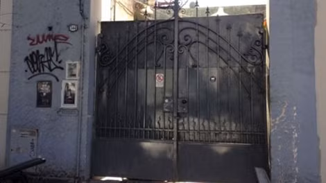 Căn nhà gia đình Puccio.
