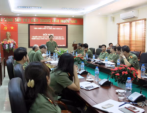Toàn cảnh hội nghị.