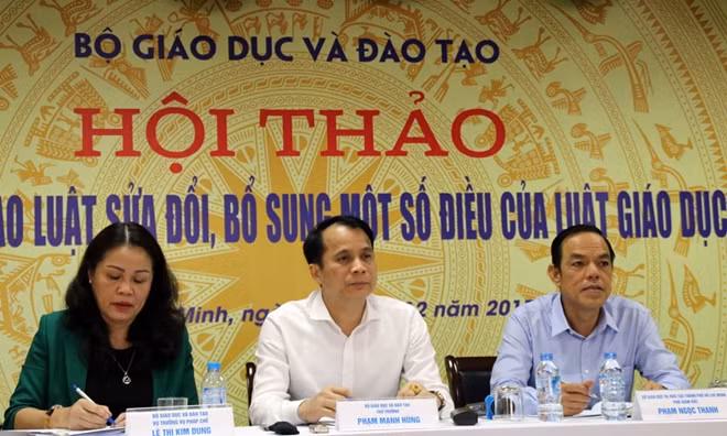 Toàn cảnh hội nghị.