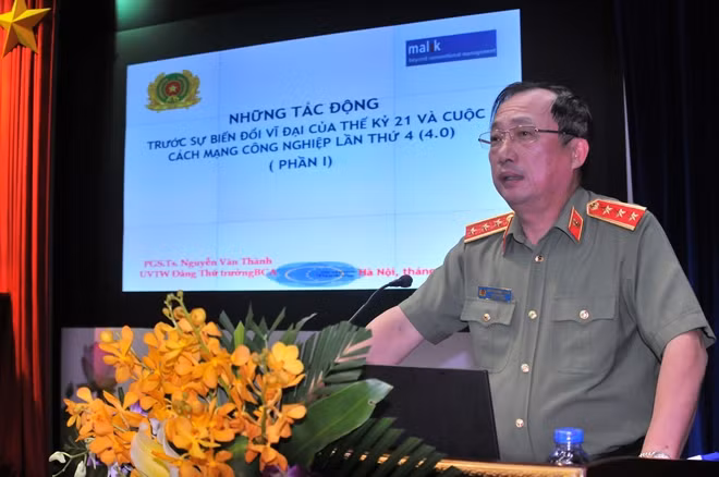 Thứ trưởng Nguyễn Văn Thành phát biểu chỉ đạo tại Hội nghị.