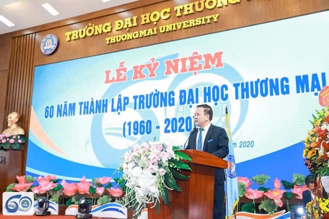 Giáo sư Đinh Văn Sơn, Hiệu trưởng Trường ĐH Thương mại khẳng định, 10 năm tới, nhà trường sẽ tiếp tục đổi mới mô hình quản trị đại học, đáp ứng các yêu cầu của một trường đại học tự chủ