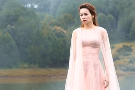 Hồ Ngọc Hà.
