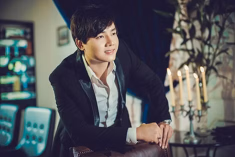 Quang Hiếu - ca sĩ hiếm hoi theo đuổi dòng nhạc xưa.