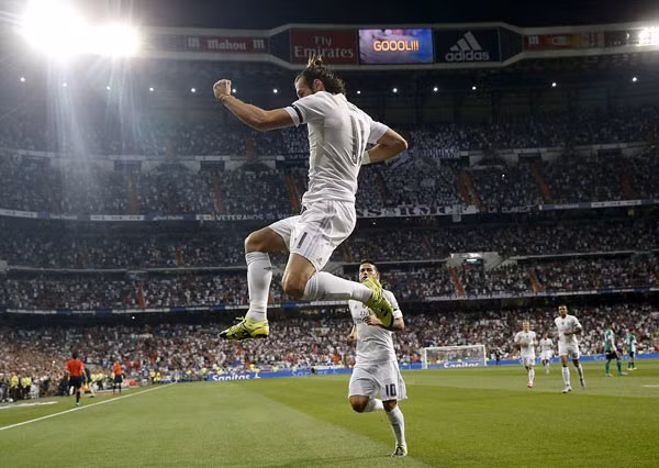 Bale ăn mừng bàn mở tỷ số. Ảnh: Reuters.