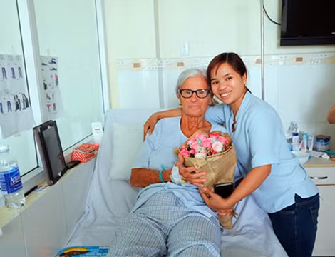“Công dân có hành động đẹp” Nguyễn Thị Thống (thường trú tại quận Hải Châu, là nhân viên Bệnh viện Hoàn Mỹ) vừa được lãnh đạo TP. Đà Nẵng gửi thư cảm ơn và khen ngợi.