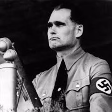 R. Hess khi mới được phong chức Phó Quốc trưởng của Nhà nước phát xít trong năm 1933.