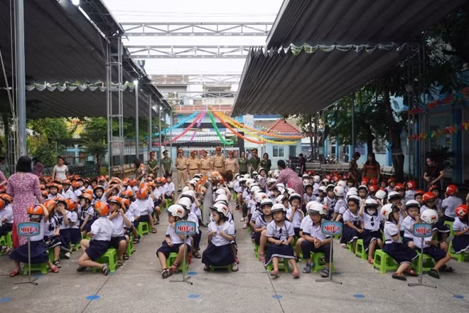 Điểm Trường Tiểu học Quang Trung (phường Trung Mỹ Tây, quận 12).