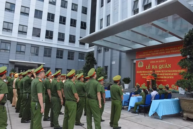 Quang cảnh buổi lễ.
