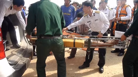 Tàu 628, Vùng 3 làm nhiệm vụ trên biển đã cơ động đến cứu giúp ngư dân Tô Văn Trung kịp thời.