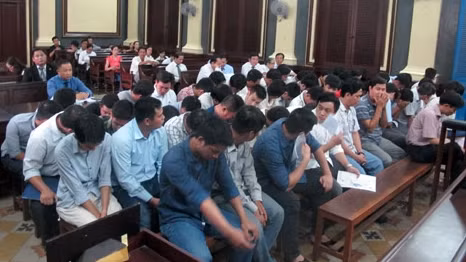 Xét xử đường dây đánh bạc 'khủng' qua trang mạng M88