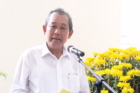 Đồng chí Trương Hòa Bình phát biểu tại buổi gặp mặt.