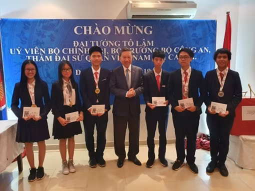 Hơn 600 thí sinh THPT trên toàn quốc lần đầu tham dự kỳ thi Olympic VNU ảnh 2