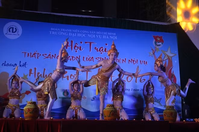 Giải nhất của chương trình thuộc về Tiết mục múa Khúc biến tấu của những pho tượng cổ do Phạm Minh Hiếu dàn dựng và trình bày.