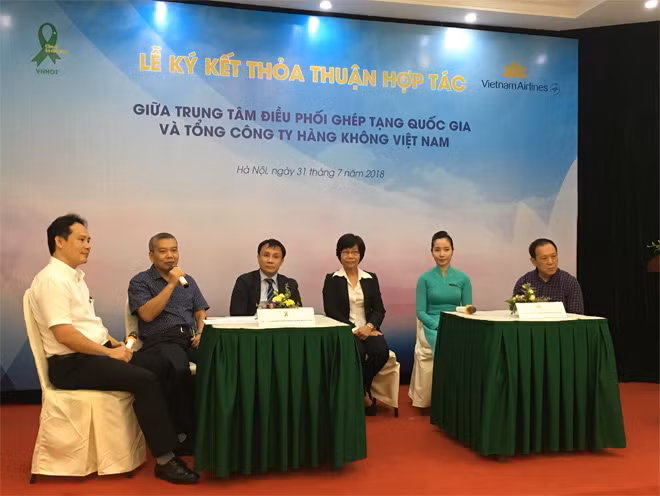 PGS. Nguyễn Hữu Ước chia sẻ về những khó khăn khi vận chuyển tạng xuyên Việt.