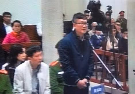 Bị cáo Thắng. Bị cáo Thắng.