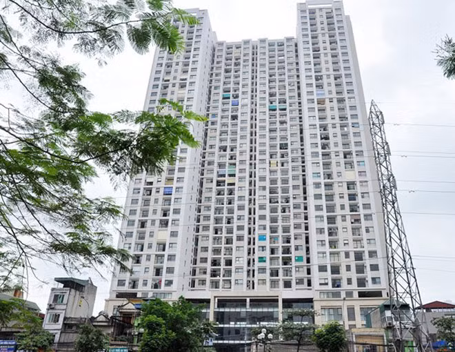 Toà nhà Helios Tower và nơi thực hiện dự án Trường mầm non Happy World. Toà nhà Helios Tower và nơi thực hiện dự án Trường mầm non Happy World.