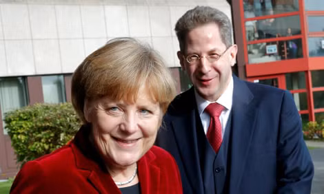 Ông Hans-Georg Maassen từng được bà Merkel tin tưởng giao nắm giữ Cơ quan Tình báo BfV.