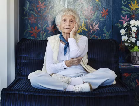 "Cụ tổ" yoga, Eva Ruchpaul. Ảnh: liberation.fr.