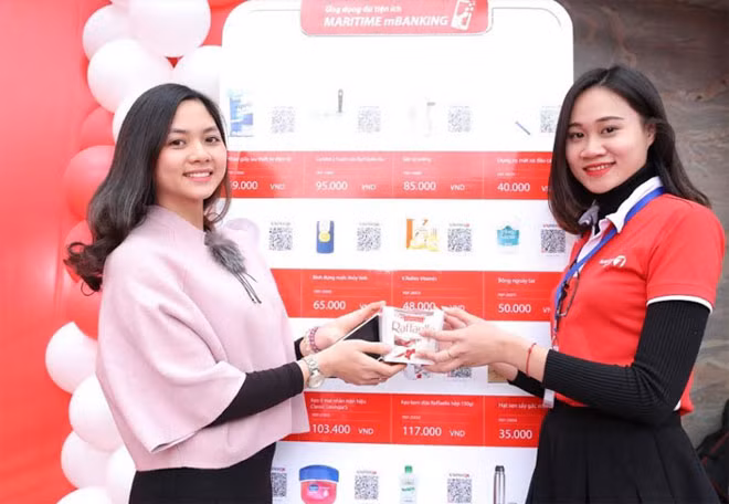 Không những tiện lợi, nhanh chóng, phương thức thanh toán bằng M-QR của Maritime Bank còn rất an toàn thông qua 3 lần bảo mật. Không những tiện lợi, nhanh chóng, phương thức thanh toán bằng M-QR của Maritime Bank còn rất an toàn thông qua 3 lần bảo mật.