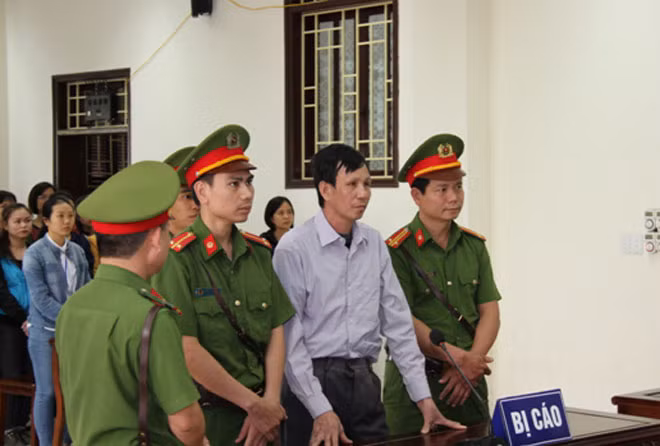 Bị cáo Nguyễn Văn Túc trước Hội đồng xét xử.