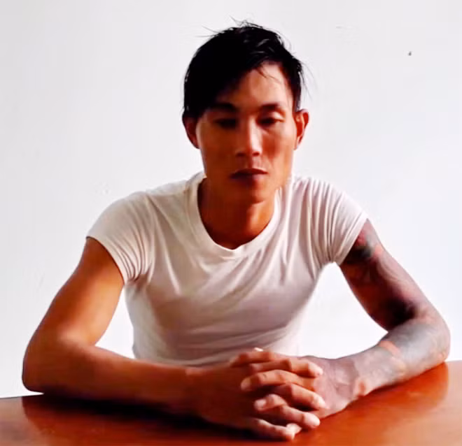 Nguyễn Trọng Khương sau khi bị bắt khẩn cấp.