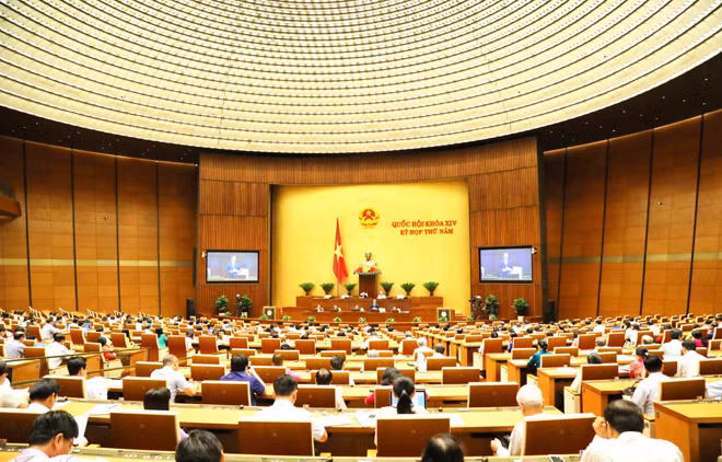 Quang cảnh kỳ họp thứ 8 của Quốc hội khoá XIII.