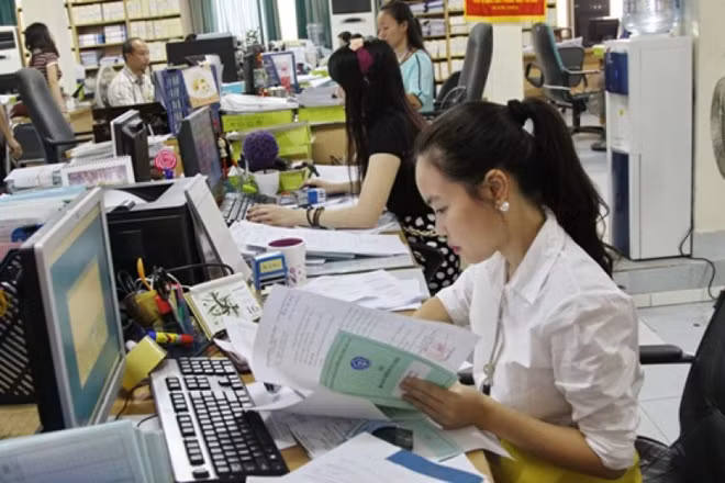 Điều chỉnh tiền lương sẽ góp phần tăng năng suất, hiệu quả lao động.