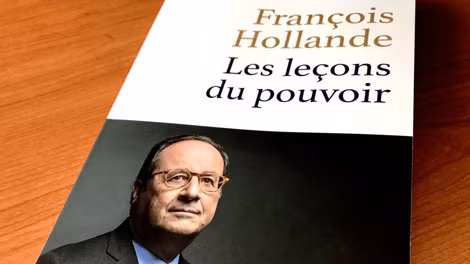 Bìa ngoài cuốn hồi ký "Lecons du pouvoir". Ảnh: Lexpress.
