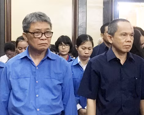 Hai bị cáo Hoàng Văn Toàn và Trần Sơn Nam. Hai bị cáo Hoàng Văn Toàn và Trần Sơn Nam.